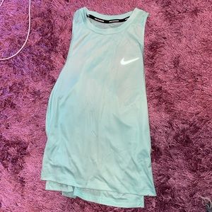 Nike tank